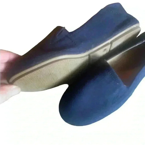 Bundle. Size 7. One pair gold glitter slides . 2nd pair navy Style&Co‎ slip one. - Picture 3 of 10